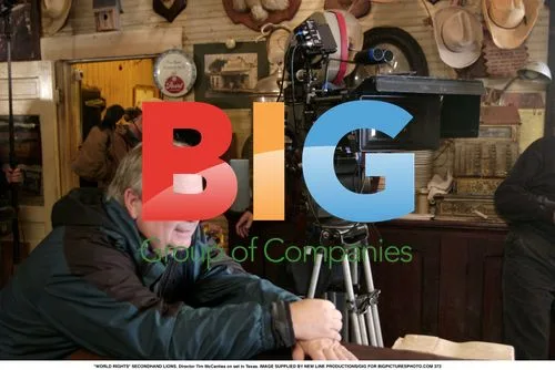 Tim McCanlies on Set of Secondhand Lions
