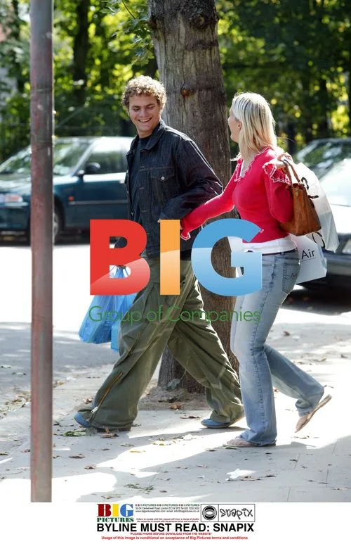Toploader singer Joe Washbourne shopping