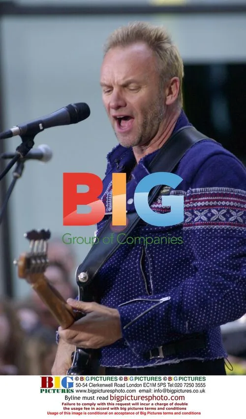 Sting performs with band in NYC