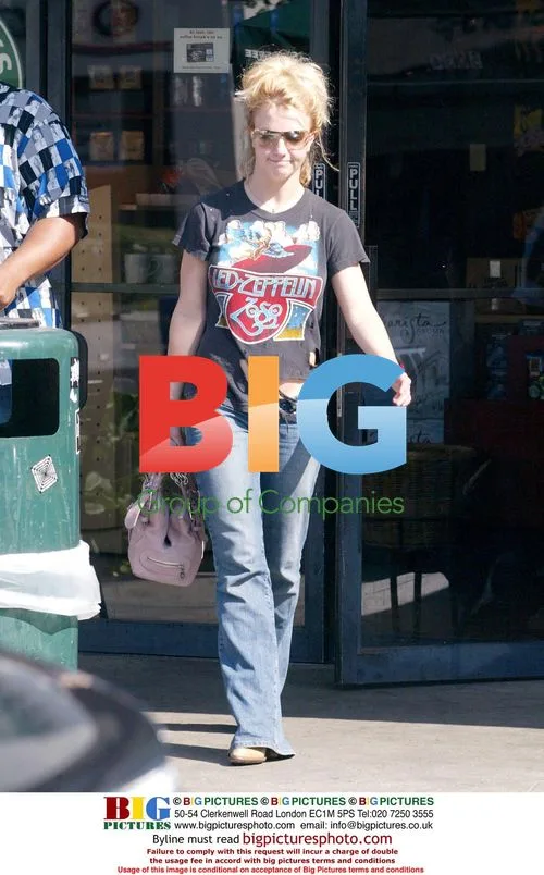 Britney Spears at the Airport with Boyfriend