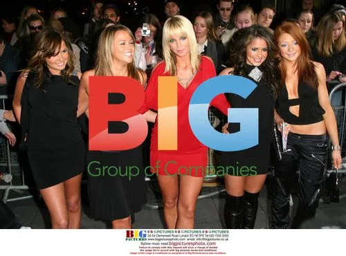 Girls Aloud at National Music Awards 2003