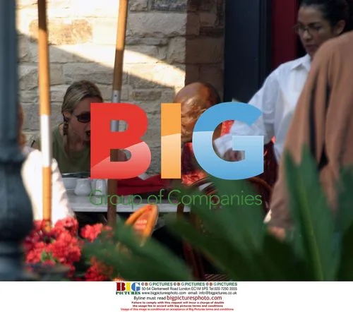 Seal and Tatjana Patitz have lunch in Hollywood