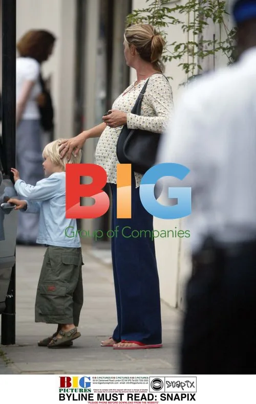 Susannah Constantine gets help with shopping