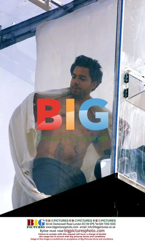David Blaine's 'Above the Below' Stunt