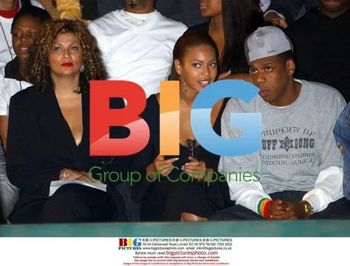 Beyonce, Jay-Z, and Tina Knowles at Baby Phat Fashion Show