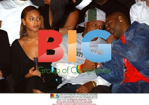 Beyonce, Jay-Z and Damon Dash at Baby Phat Fashion Show