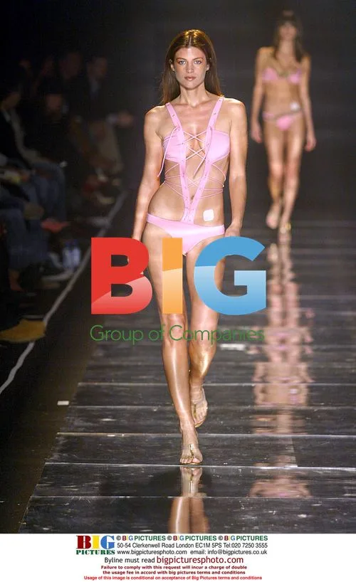 ROSA CHA by AMIR SLAMA SS 2004 Collection