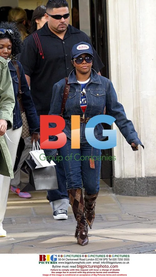 Lil' Kim out shopping in London