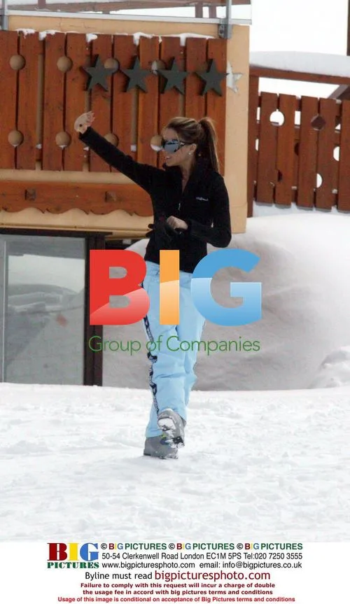 Victoria Beckham Skiing with Family in Courchevel