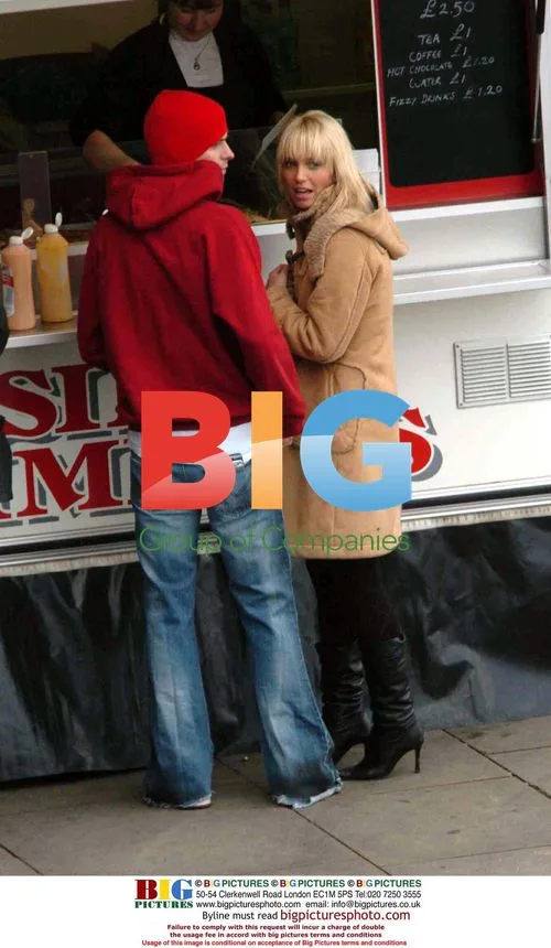 Sarah Harding and Mikey Green Strolling in London