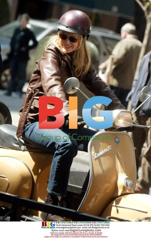 Nicole Kidman on set of 'The Interpreter'