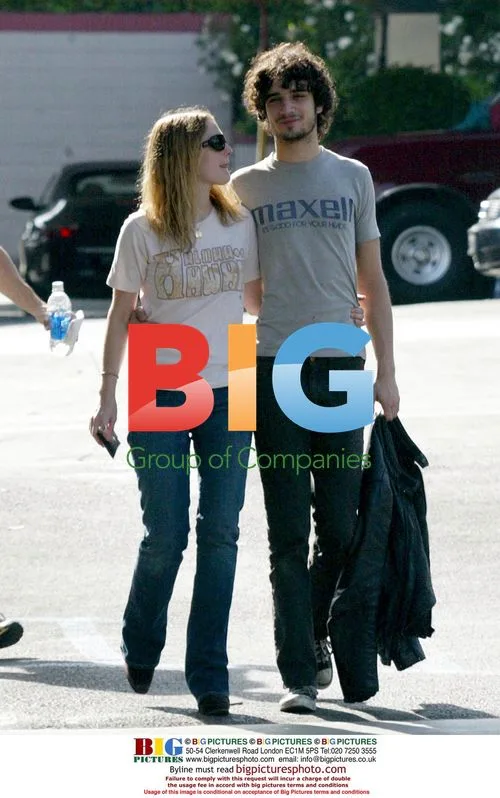 Drew Barrymore and Fabrizio Moretti visit radio station