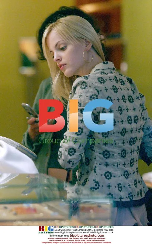 Mena Suvari Shopping at Kitson