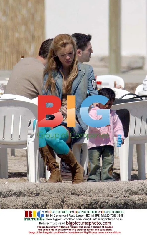 Esther Cañadas and daughter in Ibiza