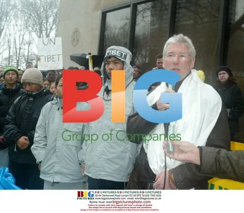 Richard Gere Supports Tibetan Hunger Strikers