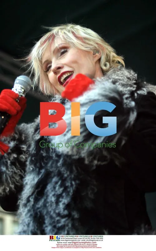 Debra 'Blondie' Harry Live in Concert