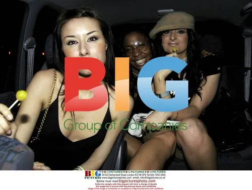 Girl band Esperia celebrates single release
