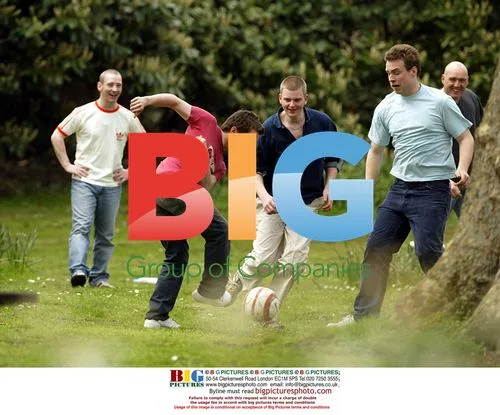Elijah Wood Plays Football on Set
