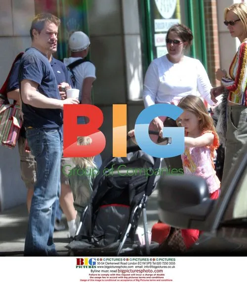 Uma Thurman and Ethan Hawke with kids in Santa Monica