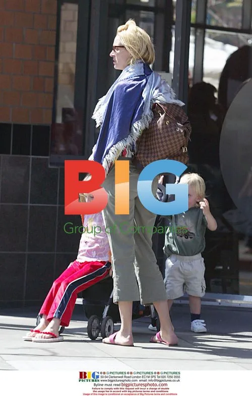 Uma Thurman and Ethan Hawke Family Outing