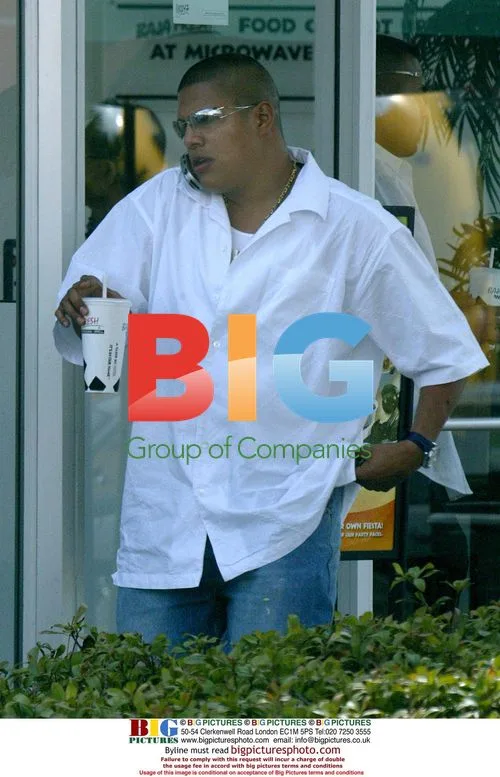 Fernando Vargas out for lunch in Beverly Hills