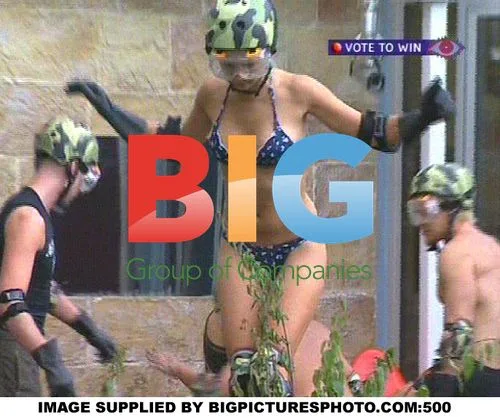 Big Brother 5 Housemates Complete Obstacle Course