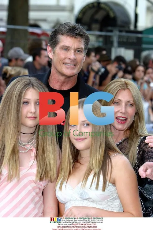 David Hasselhoff and family at 'I, Robot' premiere