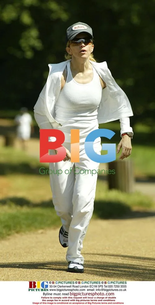 Madonna Jogging in Hyde Park