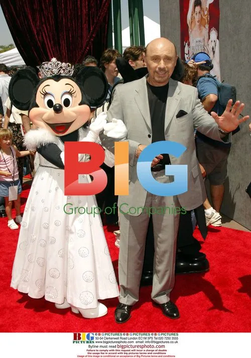 Hector Elizondo at 'Princess Diaries 2' Premiere