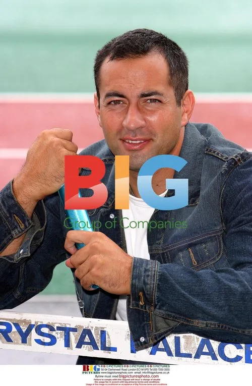 Adam Hollioake Launches World Record Relay
