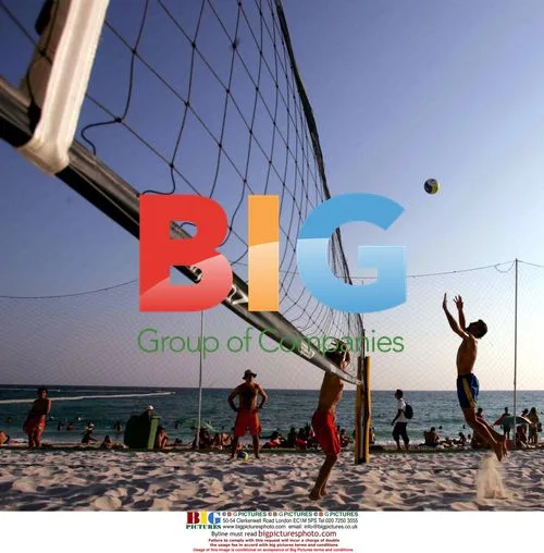Brazilian volleyball team practices in Athens
