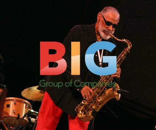 Sonny Rollins Performs Free Concert