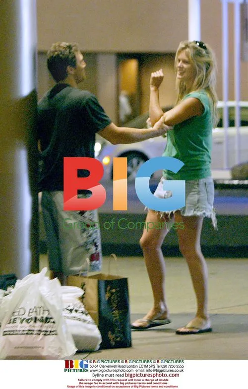 Rachael Hunter and Sean Avery Shopping