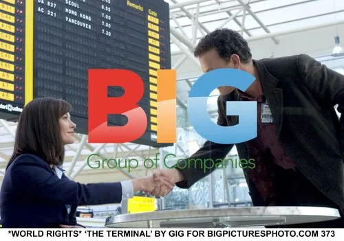 Tom Hanks and Catherine Zeta Jones in The Terminal