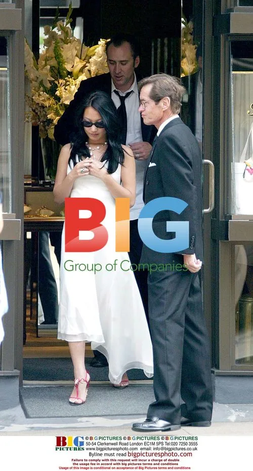 Nicolas Cage Marries Alice Kim