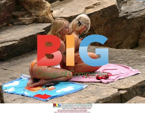 Glamour Models Tara and Delta on Holiday