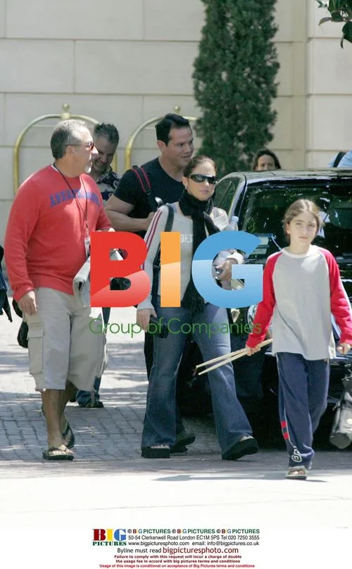 Gloria Estefan with Family in Beverly Hills