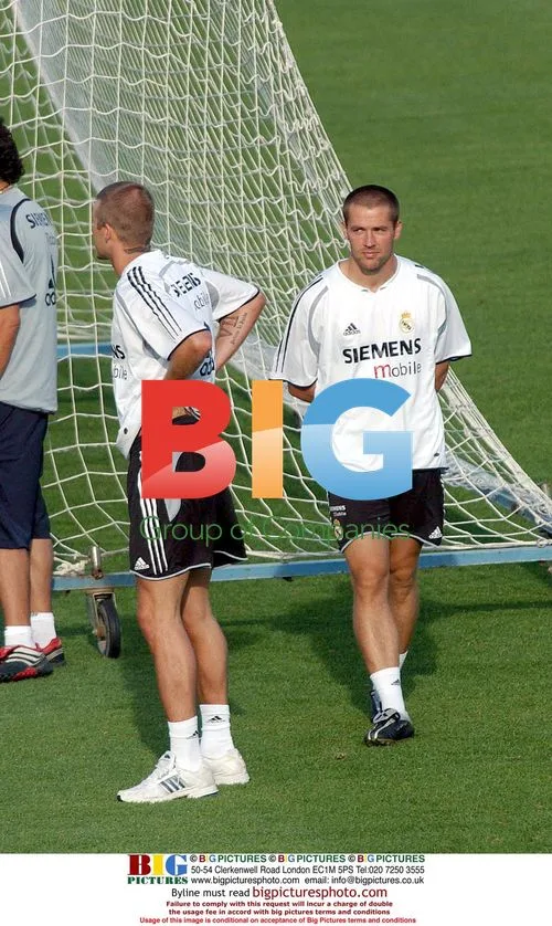 Beckham and Owen's first Real Madrid training