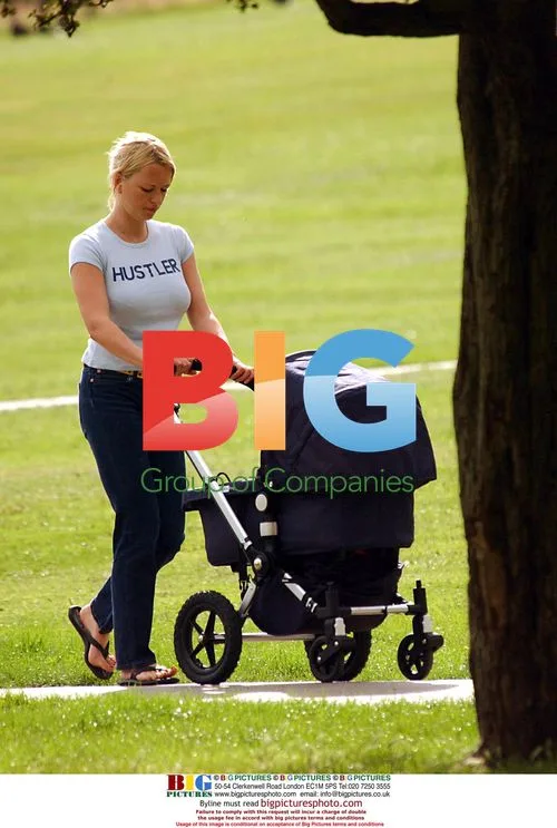 DJ Sara Cox Out With Baby