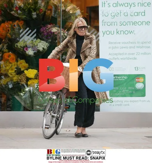 Anita Pellenberg Shopping in London