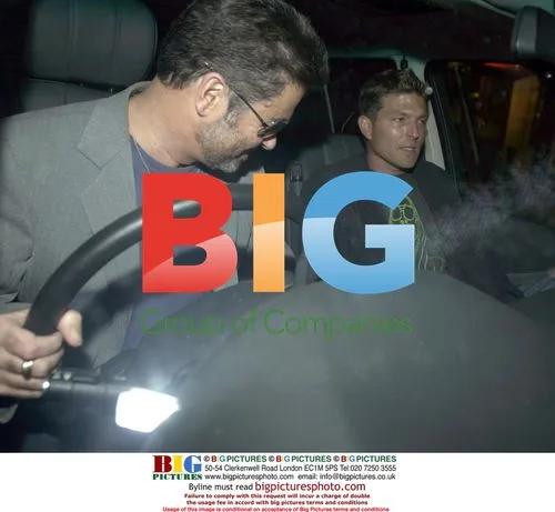 George Michael Leaves the Ivy Restaurant