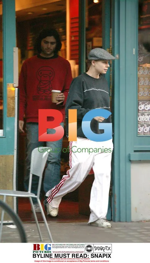 Samantha Morton Shares Affection with Boyfriend