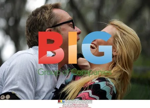Vic Reeves and Nancy Sorrell go for a romantic walk