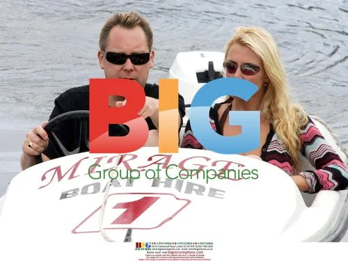 Nancy Sorrell and Vic Reeves on Boat
