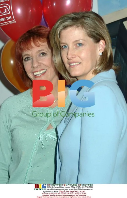 Esther Rantzen and Countess of Wessex at BT Childline Awards 2004