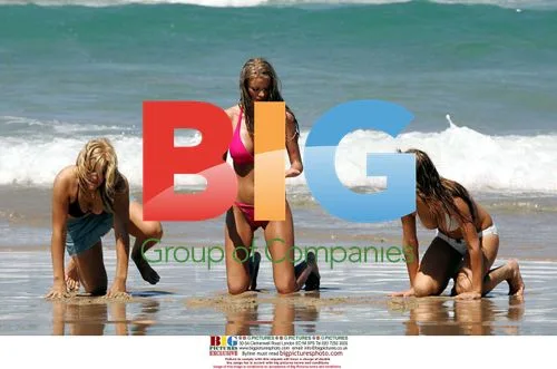Emma B and Sisters Relax on Beach
