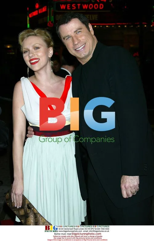 Scarlett Johansson at \"A Love Song for Bobby Long\" Premiere