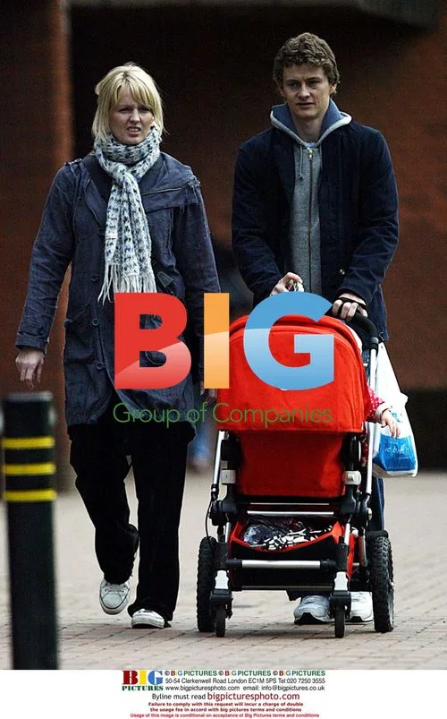 Ole Gunnar Solskjaer and family on stroll