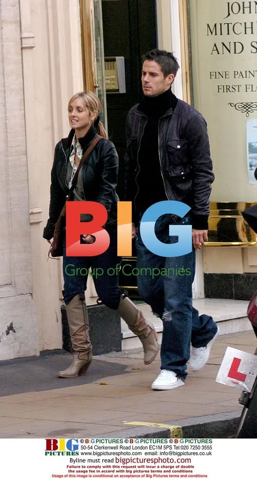 Jamie Rednapp and Louise Christmas Shopping