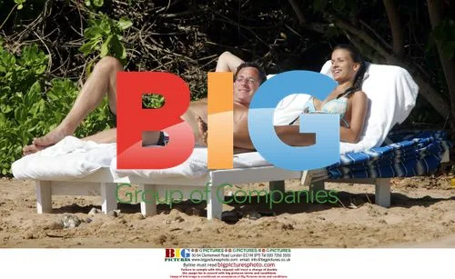 Bob Saget Enjoys Hawaii Vacation